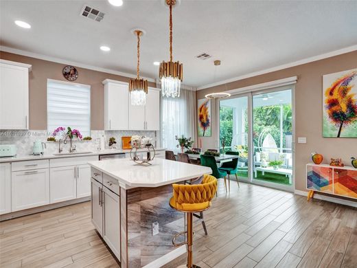 Luxury House for sale in Hollywood, 809 686 €, Photo 6