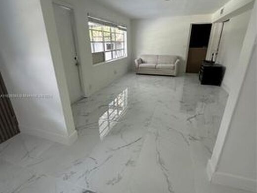 Luxury House for sale in Hollywood, 553 957 €, Photo 7