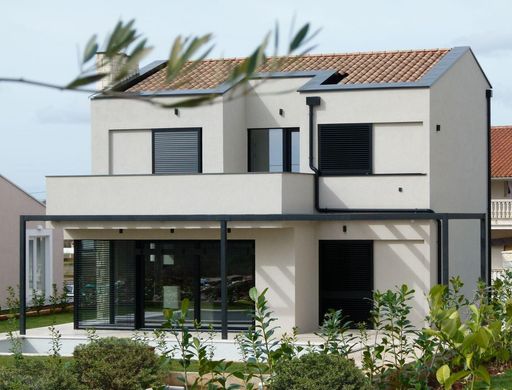 Luxury House for sale in Krnica, 750 000 €, Photo 1