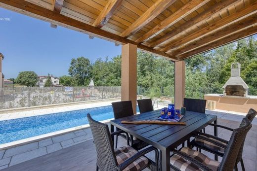 Maison de luxe à vendre à Tinjan, 650 000 €, Photo 3