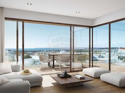 Luxury Apartment for sale in Alvor, 570 000 €, Photo 1