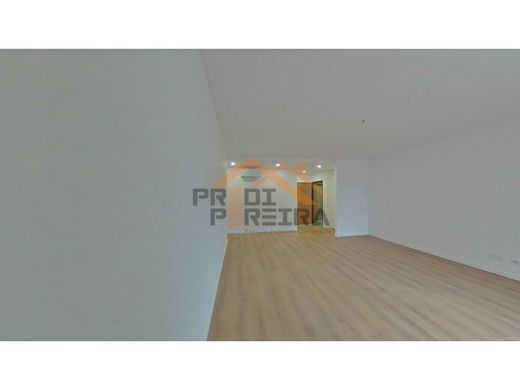 Luxury Apartment for sale in Odivelas, 695 000 €, Photo 6