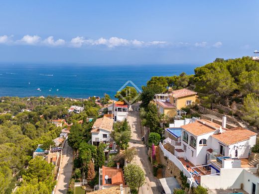 Maison de luxe à vendre à Denia, 690 000 €, Photo 2