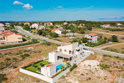 Luxury House for sale in Poljica-Brig, 1 500 000 €, Photo 5
