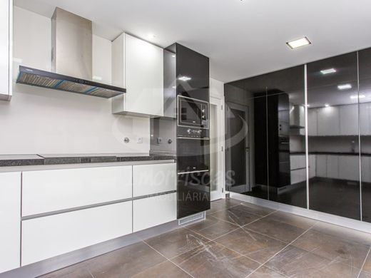 Maison de luxe à vendre à Loures, 679 500 €, Photo 5