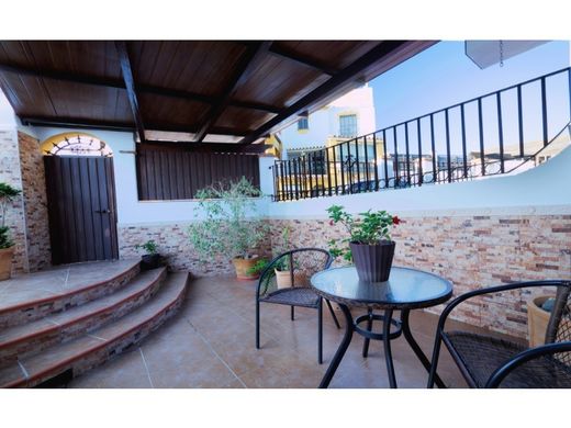 Luxury House for sale in Vélez-Málaga, 410 000 €, Photo 3