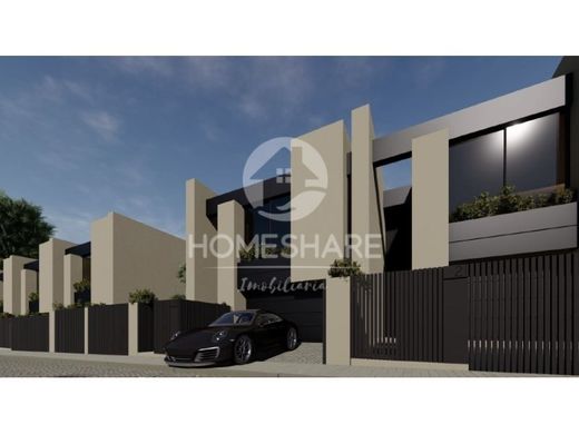 Luxury House for sale in Gondomar, 537 500 €, Photo 4