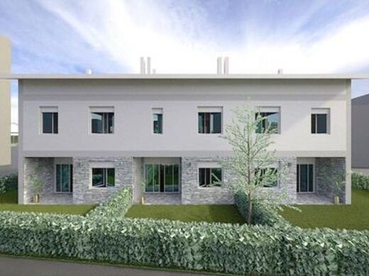 Luxury House for sale in Castel Maggiore, 540 000 €, Photo 1