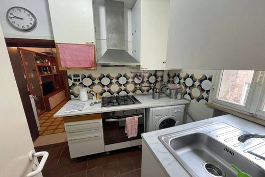Luxury Apartment for sale in Siena, 480 000 €, Photo 2
