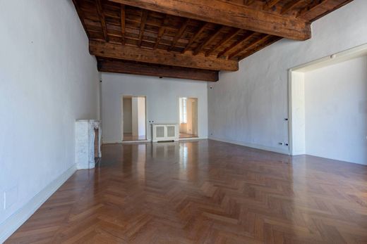 Luxury Apartment for sale in Lucca, 950 000 €, Photo 5
