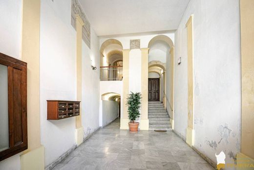 Appartement de luxe à vendre à Cagliari, 850 000 €, Photo 3