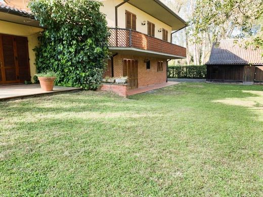 Luxury House for sale in Massa, 850 000 €, Photo 4