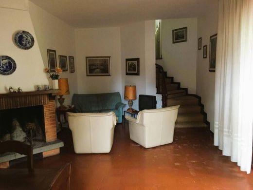 Luxury House for sale in Massa, 850 000 €, Photo 7