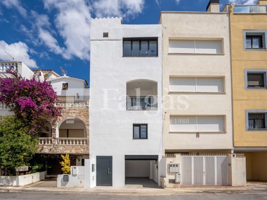 Luxury House for sale in Empuriabrava, 575 000 €, Photo 6