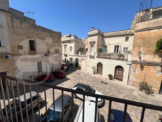 Luxury House for sale in Lecce, 1 150 000 €, Photo 1