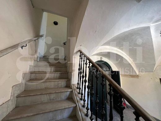 Luxury House for sale in Lecce, 1 150 000 €, Photo 5