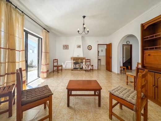 Maison de luxe à vendre à Lagos, 690 000 €, Photo 2