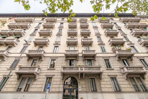 Luxury Apartment for sale in Milan, 1 080 000 €, Photo 3