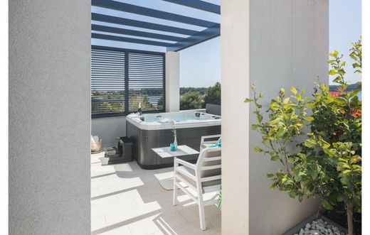 Maison de luxe à vendre à Medulin, 995 000 €, Photo 7