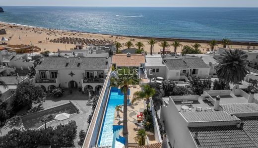 Luxury House for sale in Lagos, 1 775 000 €, Photo 1