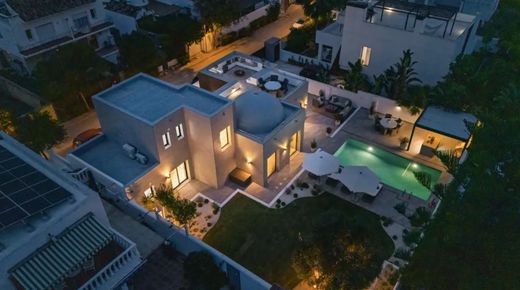 Luxury House for sale in Marbella, 1 625 000 €, Photo 5