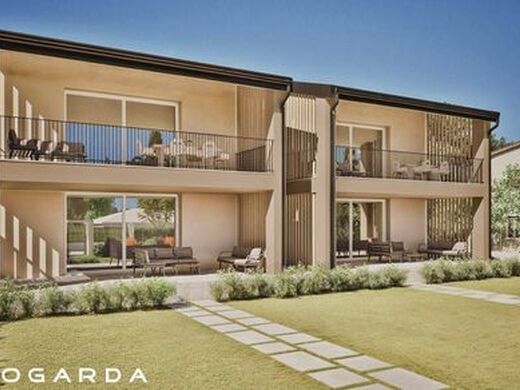 Luxury Apartment for sale in Lazise, 698 000 €, Photo 1