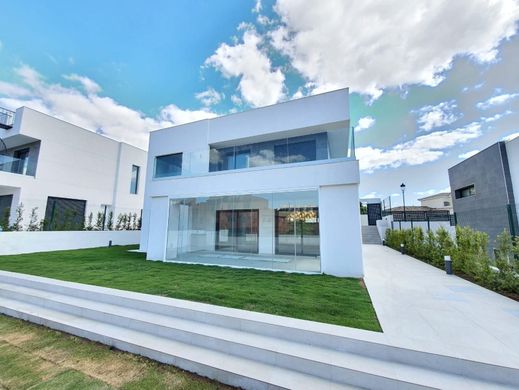 Maison de luxe à vendre à Manilva, 780 000 €, Photo 2
