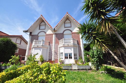 Luxury House for sale in Castro-Urdiales, 715 000 €, Photo 3