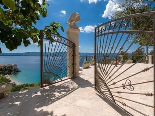 Maison de luxe à vendre à Bol, 2 500 000 €, Photo 1