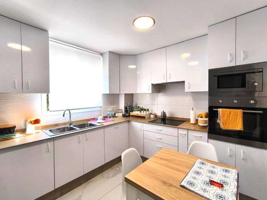 Luxury Apartment for sale in Torre Del Mar, 400 000 €, Photo 7