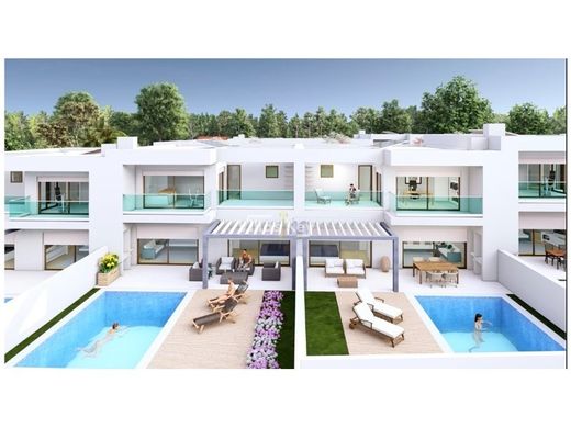 Luxury House for sale in Lagos, 680 000 €, Photo 1