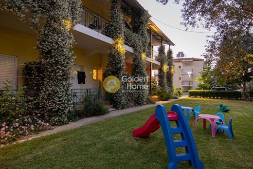 Maison de luxe à vendre à Kaména Voúrla, 1 000 000 €, Photo 3