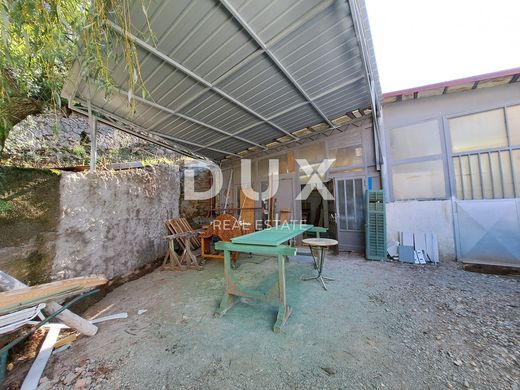Maison de luxe à vendre à Opatija, 600 000 €, Photo 2
