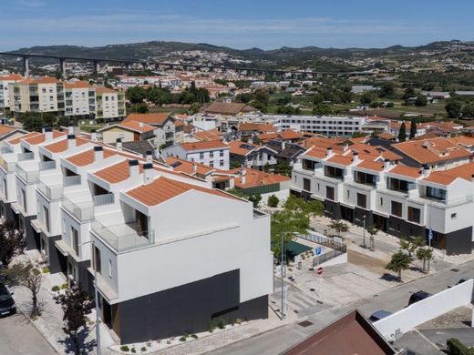 Maison de luxe à vendre à Loures, 670 000 €, Photo 6