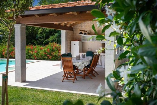 Luxury House for sale in Kaštel, 0 €, Photo 5