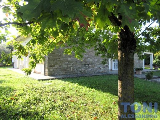 Luxury House for sale in Montelupo Fiorentino, 690 000 €, Photo 1