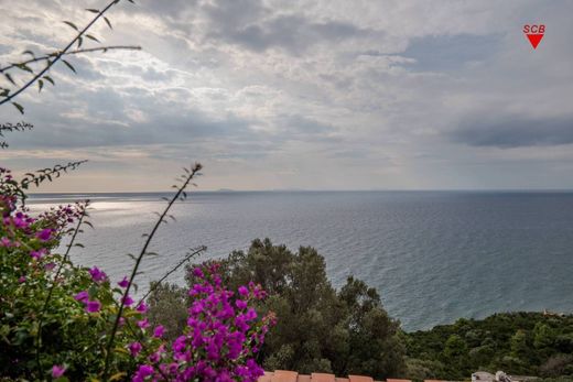 Luxury House for sale in San Felice Circeo, 695 000 €, Photo 1