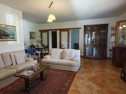 Luxury House for sale in Massa Marittima, 450 000 €, Photo 5