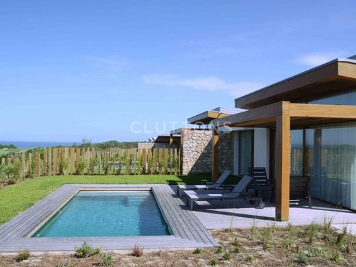Luxury House for sale in Óbidos, 1 050 000 €, Photo 1