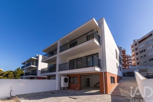 Maison de luxe à vendre à Tavarede, 598 000 €, Photo 2