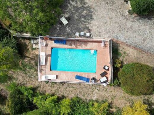 Maison de luxe à vendre à San Severino Marche, 480 000 €, Photo 2