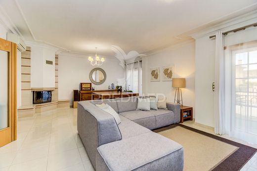 Luxury House for sale in Vila Franca de Xira, 597 000 €, Photo 3