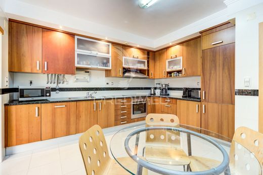 Luxury House for sale in Vila Franca de Xira, 597 000 €, Photo 4