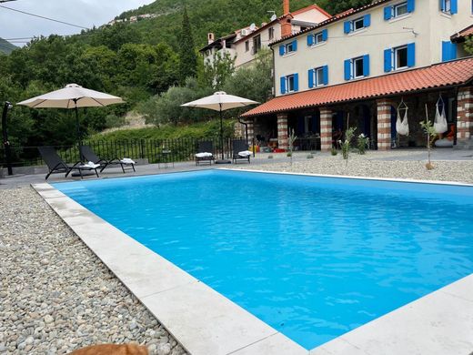 Maison de luxe à vendre à Mošcenicka Draga, 0 €, Photo 2