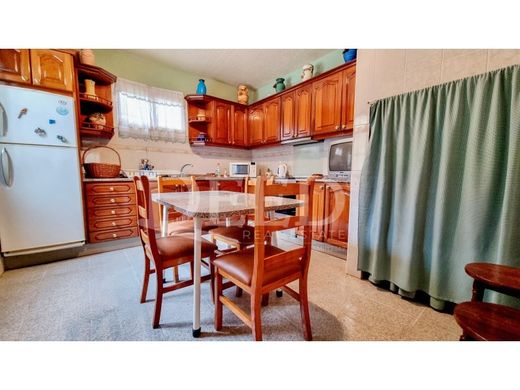 Maison de luxe à vendre à Câmara de Lobos, 450 000 €, Photo 2