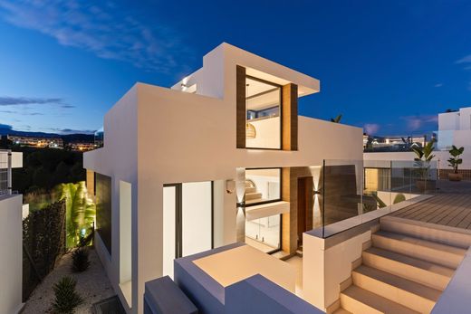Luxury House for sale in Marbella, 1 495 000 €, Photo 3