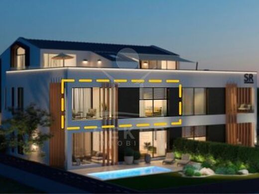 Luxury Apartment for sale in Rovinj, 636 145 €, Photo 1