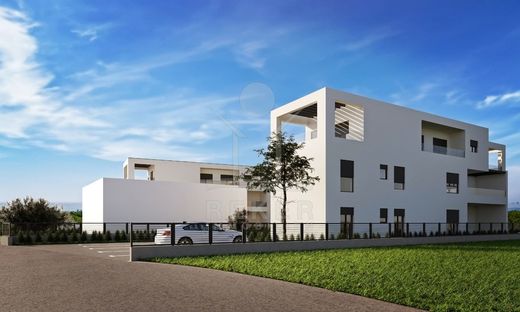 Appartement de luxe à vendre à Porec, 695 000 €, Photo 3