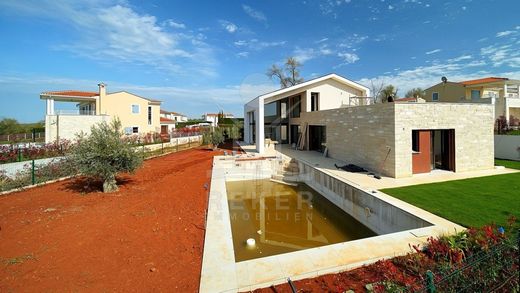 Maison de luxe à vendre à Novigrad, 950 000 €, Photo 7