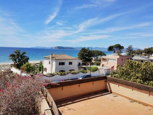 Luxury House for sale in Quartu Sant Elena, 1 100 000 €, Photo 1